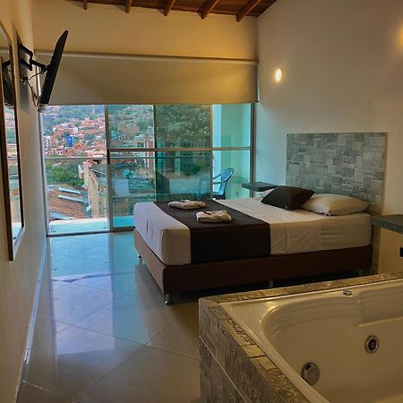 Hotel Buenos Aires Central Medellín Eksteriør billede