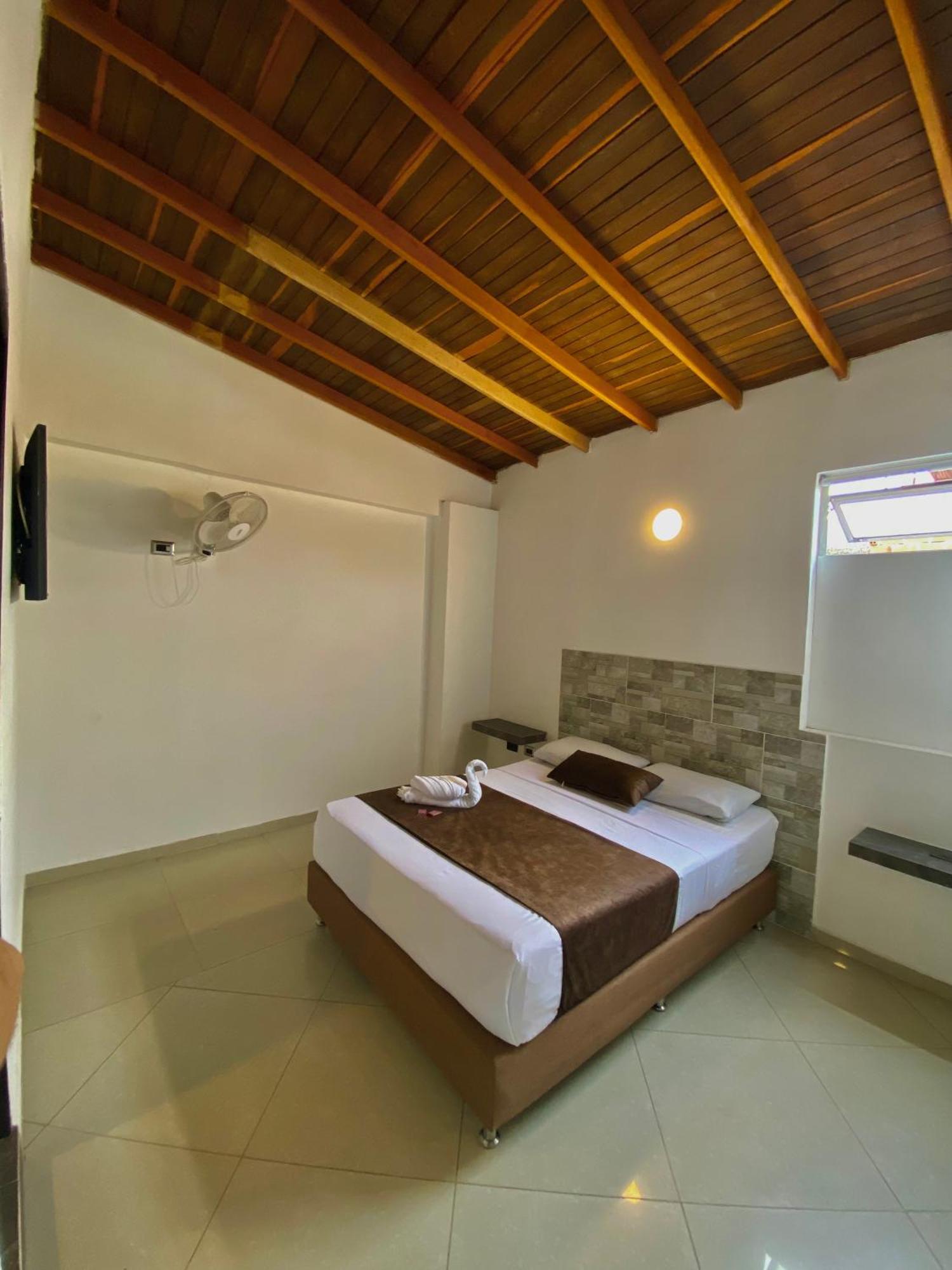Hotel Buenos Aires Central Medellín Eksteriør billede