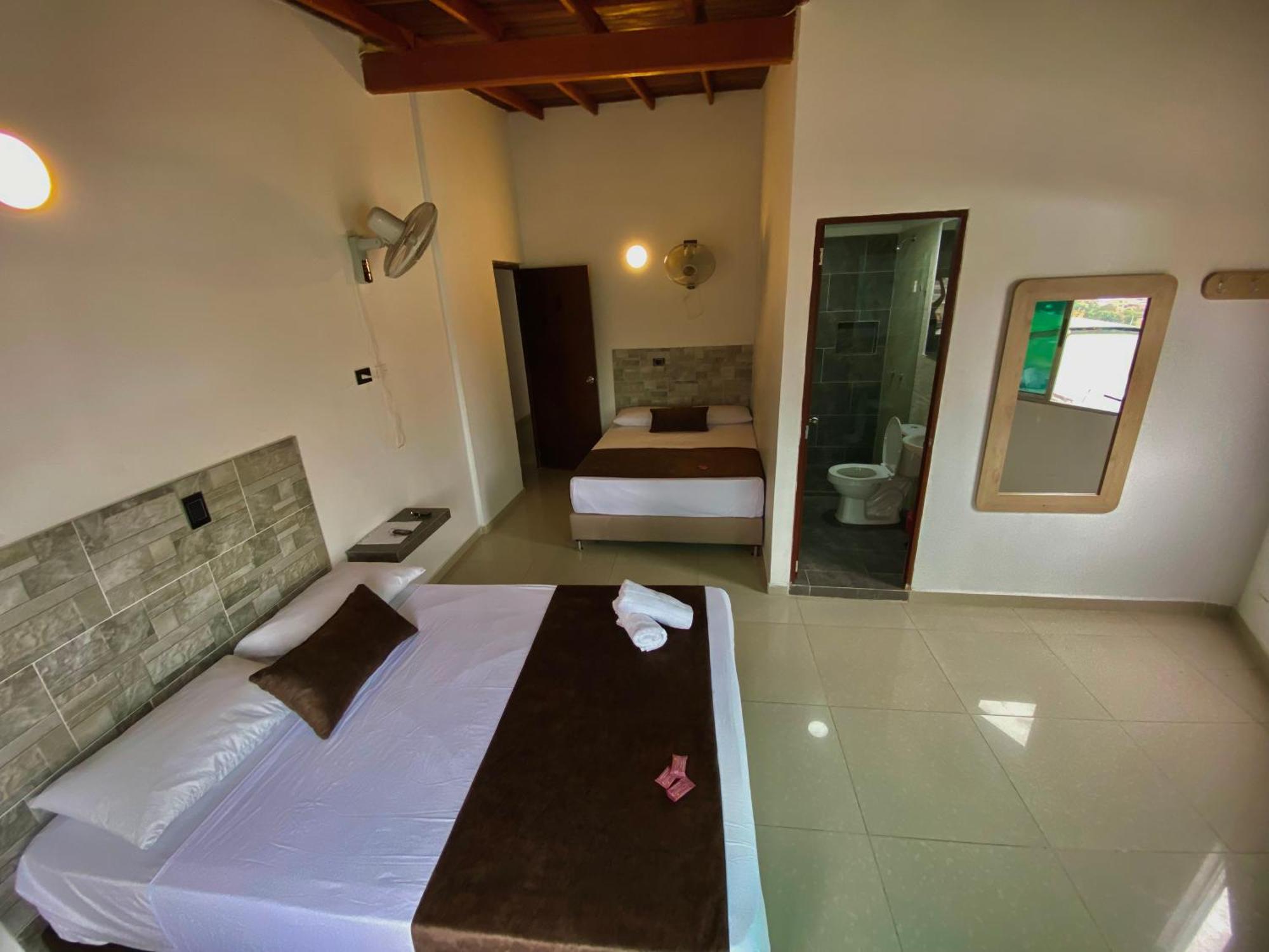 Hotel Buenos Aires Central Medellín Eksteriør billede